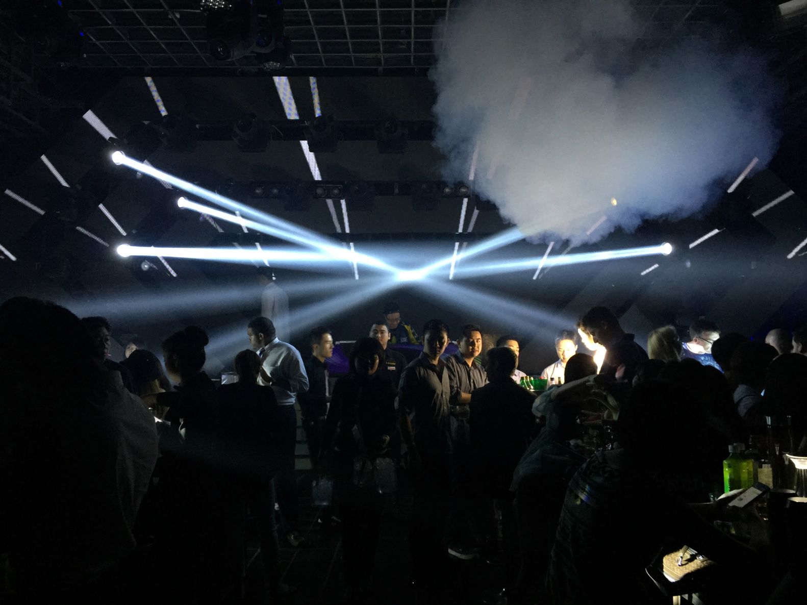 PUA Scene in Japan Picking Up Japanese Girls - Club